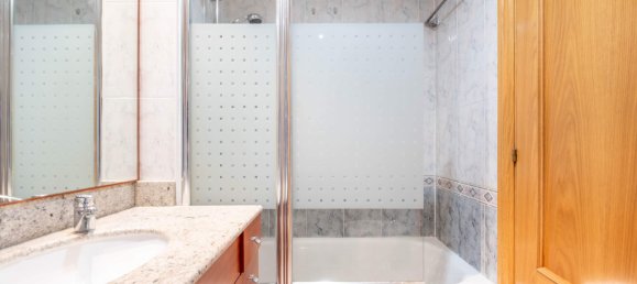 Квартира с 3 спальнями в Сарагоса, Испания № 61409 25