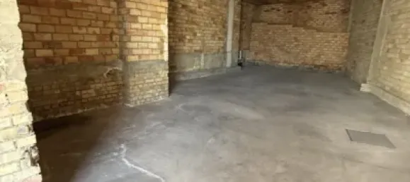 133m² Commercial property in Cadiz, Spain No. 172577 2