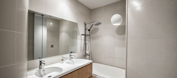 2 chambres Appartement à Bordeaux, France No. 108660 6