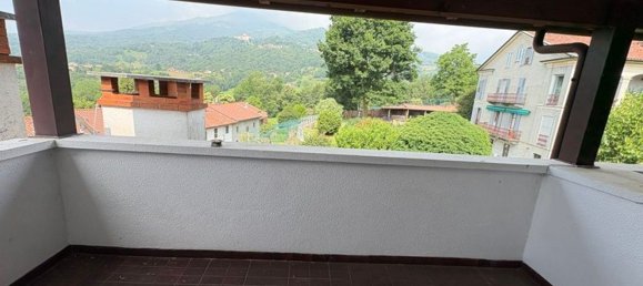 3 bedrooms Apartment in Graglia, Italy No. 371952 6