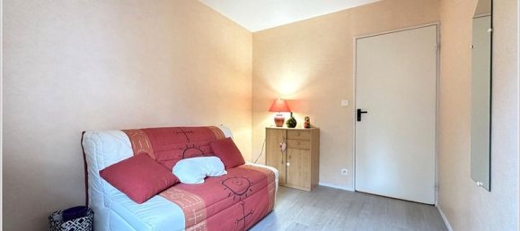 2 bedrooms Apartment in Chartres, France No. 43805 5