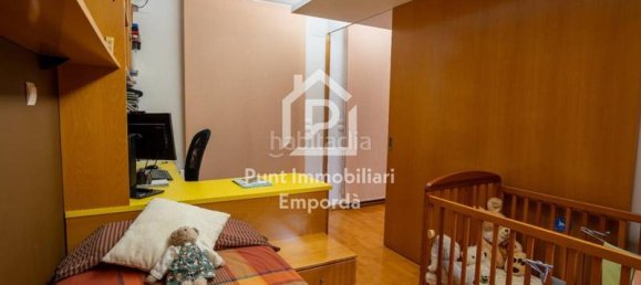 4 Schlafzimmer Haus in Figueres, Spain, Nr. 113572 39