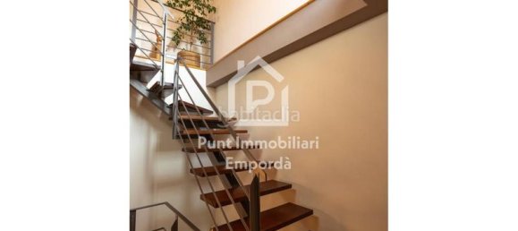 4 Schlafzimmer Haus in Figueres, Spain, Nr. 113572 3