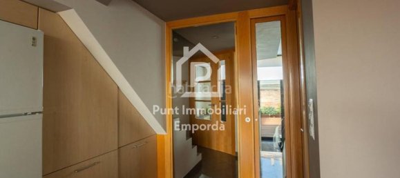 4 Schlafzimmer Haus in Figueres, Spain, Nr. 113572 38