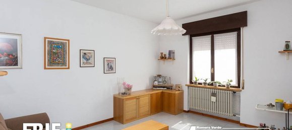 Villa de 3 dormitorios en Parabiago, Italy No. 355751 17