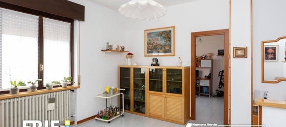 Villa de 3 dormitorios en Parabiago, Italy No. 355751 18