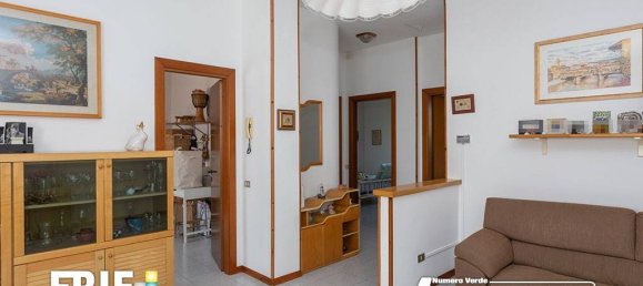 Villa de 3 dormitorios en Parabiago, Italy No. 355751 21
