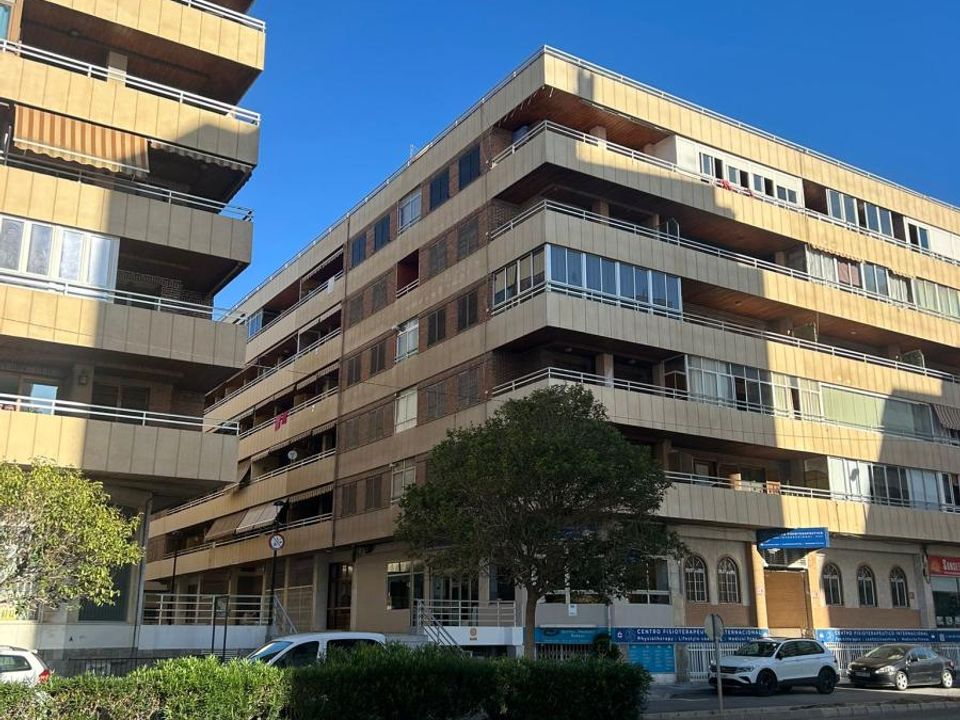 Apartamento T3 em Torrevieja, Spain N.º 181520