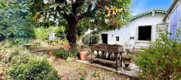 3 Schlafzimmer Haus in Libourne, France, Nr. 335929 8