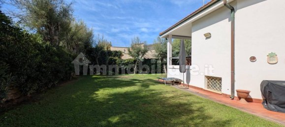 Вилла с 4 спальнями в Фьюмичино, Италия № 336629 25