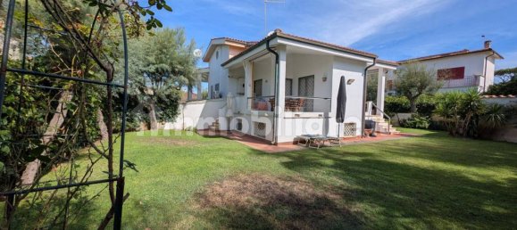 Вилла с 4 спальнями в Фьюмичино, Италия № 336629 7