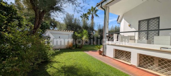 Вилла с 4 спальнями в Фьюмичино, Италия № 336629 4