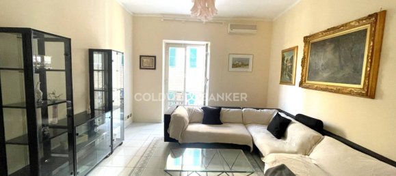 3 bedrooms Apartment in Rome, Italy No. 48588 5