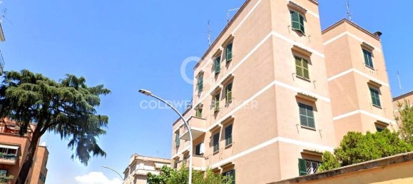 3 bedrooms Apartment in Rome, Italy No. 48588 3