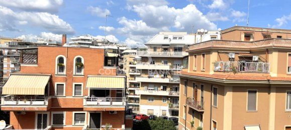 3 bedrooms Apartment in Rome, Italy No. 48588 14