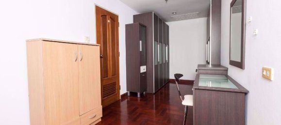 4 bedrooms Condo in Watthana, Thailand No. 9958 19