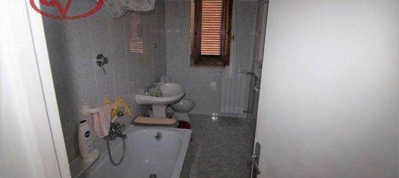 3 rooms House in Bucine, Italy No. 238146 10