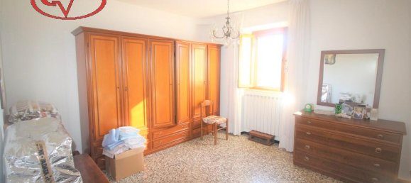 3 rooms House in Bucine, Italy No. 238146 9