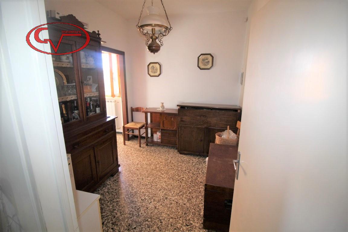 3 rooms House in Bucine, Italy No. 238146