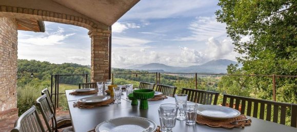 5 bedrooms Villa in Umbertide, Italy No. 65010 14