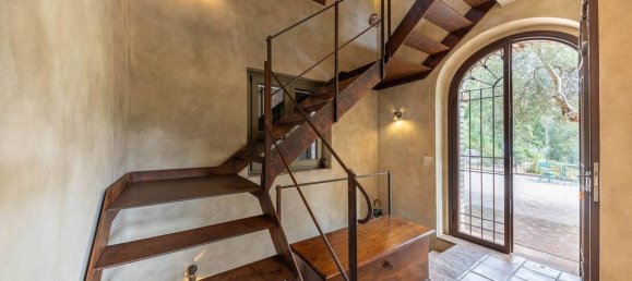 5 bedrooms Villa in Umbertide, Italy No. 65010 15