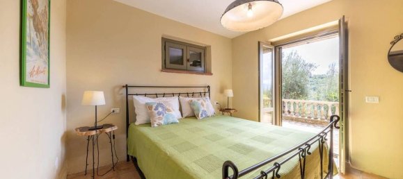 5 bedrooms Villa in Umbertide, Italy No. 65010 4