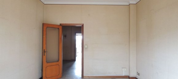3-salle Appartement à Catania, Italy No. 284276 20