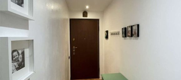 3 rooms Apartment in Binago, Italy No. 1894 5