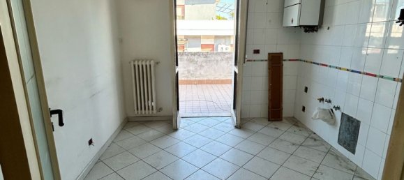 2-salle Penthouse à Montesilvano, Italy No. 299527 13