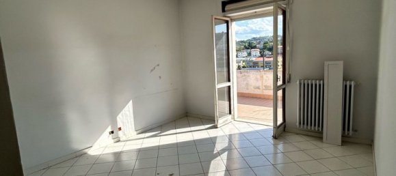 2-salle Penthouse à Montesilvano, Italy No. 299527 16