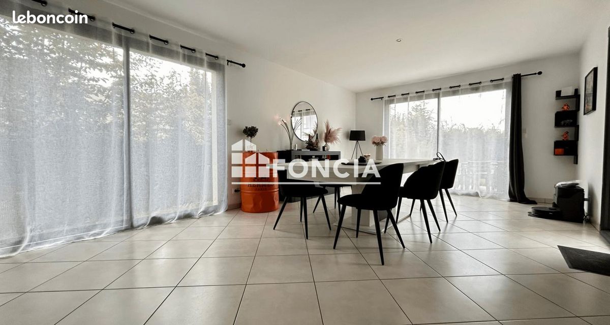 3 bedrooms House in Isneauville, France No. 354557