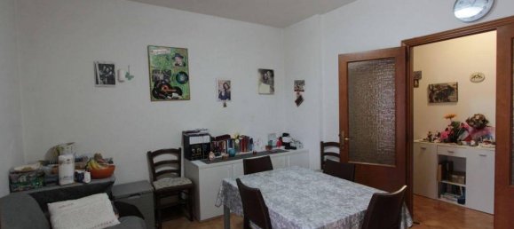 6 rooms Apartment in Montepulciano, Italy No. 30891 13
