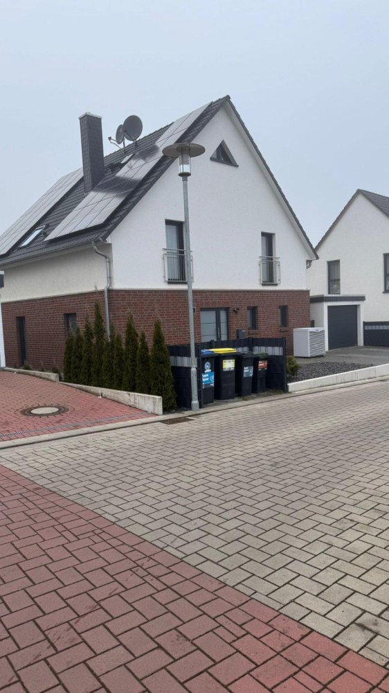 3 bedrooms House in Braunschweig, Germany No. 264213