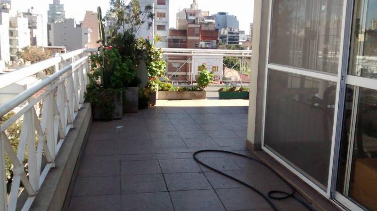 4 bedrooms Apartment in Buenos Aires, Argentina No. 90347