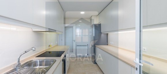 3 Schlafzimmer Wohnung in Porto, Portugal, Nr. 246352 23