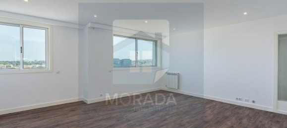 3 Schlafzimmer Wohnung in Porto, Portugal, Nr. 246352 3
