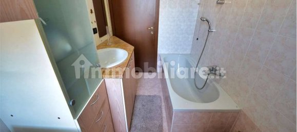 2 Schlafzimmer Wohnung in Como, Italy, Nr. 318270 32
