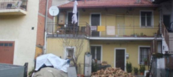 3 rooms Apartment in Sumirago, Italy No. 315046 3