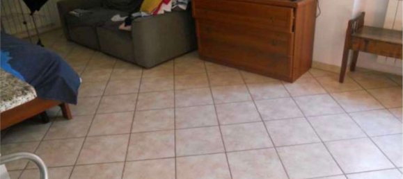 4-salle Appartement à Luino, Italy No. 185531 2