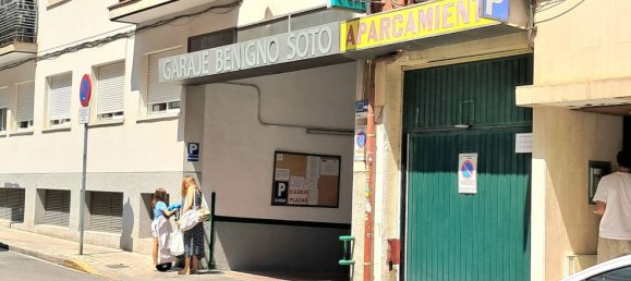 1 bedroom Apartment in Madrid, Spain No. 189384 3