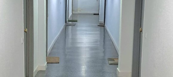 1 bedroom Apartment in Madrid, Spain No. 189384 8