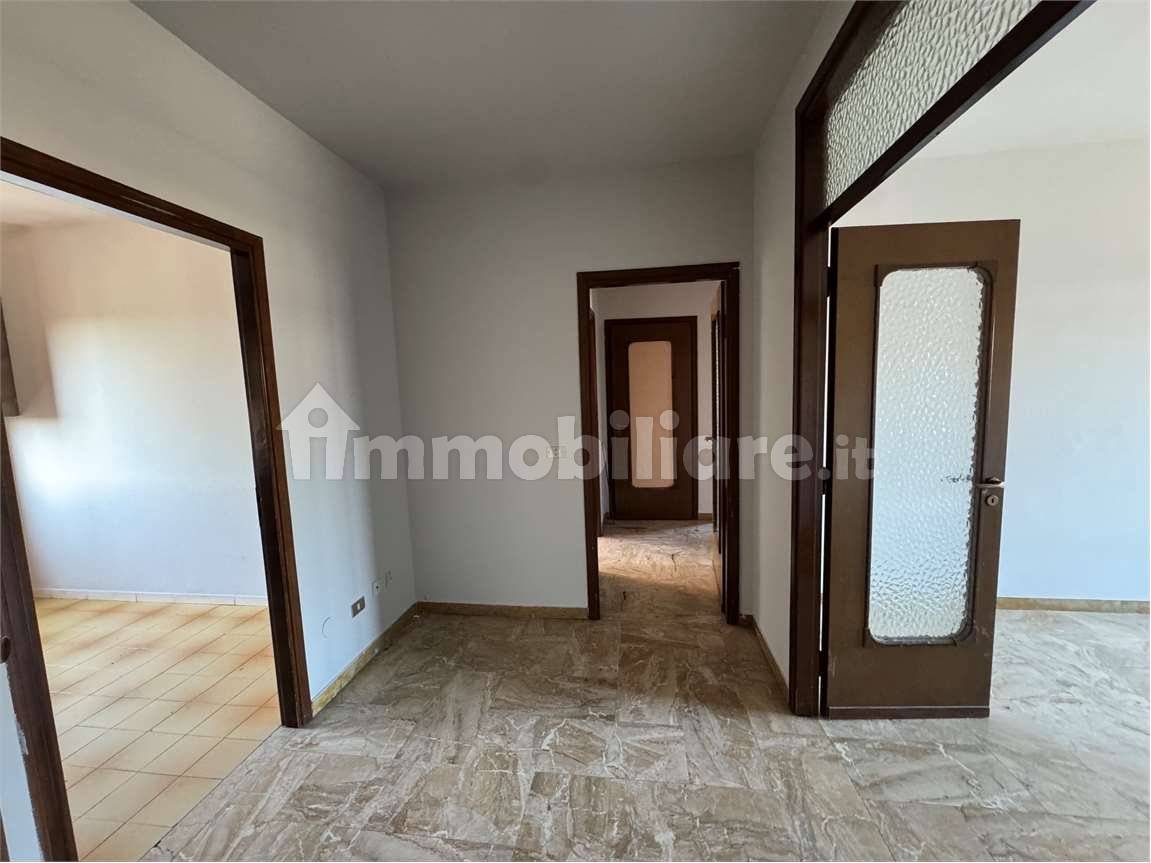 Квартира с 2 спальнями в Модена, Италия № 322974