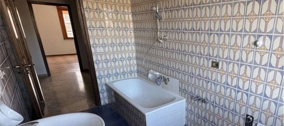 Квартира с 2 спальнями в Модена, Италия № 322974 15