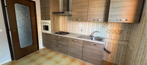 Квартира с 2 спальнями в Модена, Италия № 322974 8