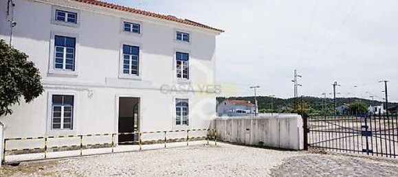 20 bedrooms House in Tramagal, Portugal No. 29955 29
