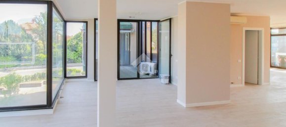 Escritório em Chiari, Italy 100 m² N.º 168298 6