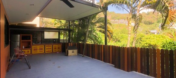 4 bedrooms Cafe / restaurant in Phuket, Thailand No. 6613 7