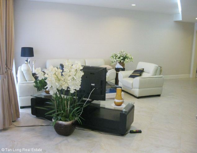 3 bedrooms Apartment in Tay Ho, Vietnam No. 4432