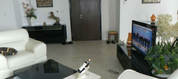 3 bedrooms Apartment in Tay Ho, Vietnam No. 4432 2