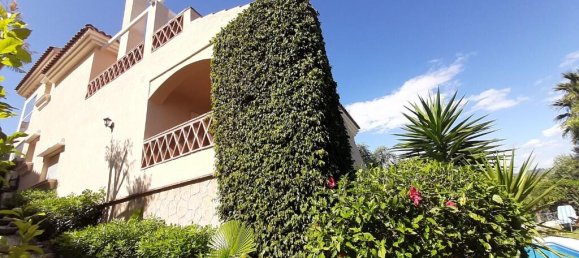 4 bedrooms Villa in Mijas, Spain No. 45130 6